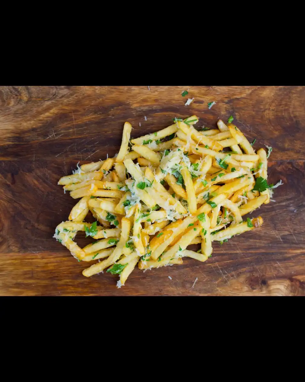 Cartofi Prăjiți cu Parmezan și Usturoi — Garnituri — Tony's Eat & Drink